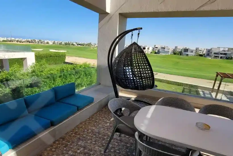 سينيور شاليه 270م للبيع في هاسيندا باي الساحل الشمالي